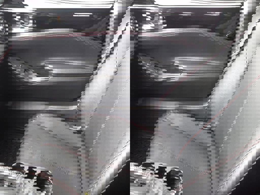 Used 2018 MAZDA MX-5 Miata RF Grand Touring image 27