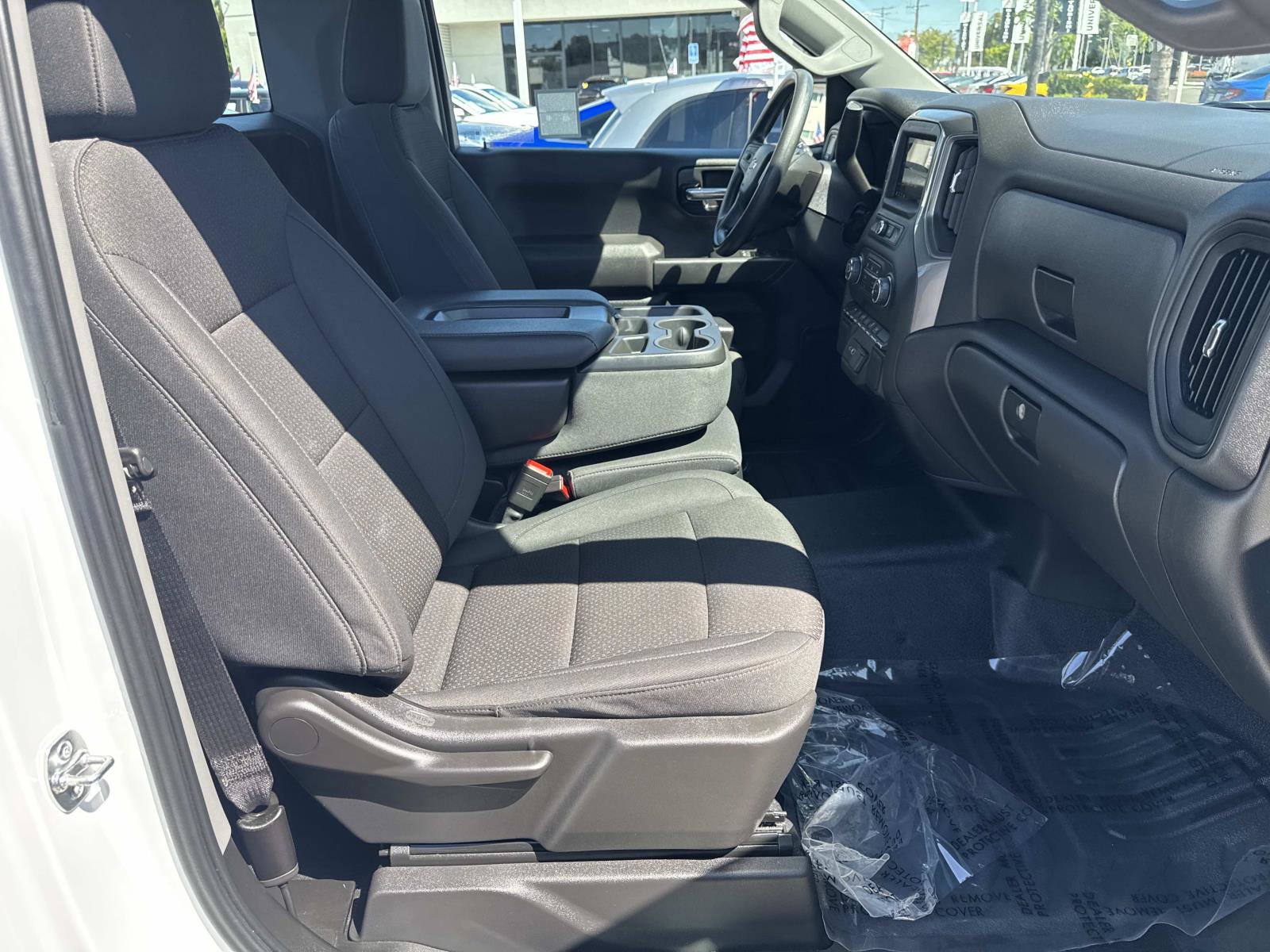 Used 2025 Chevrolet Silverado 1500 W/T image 14