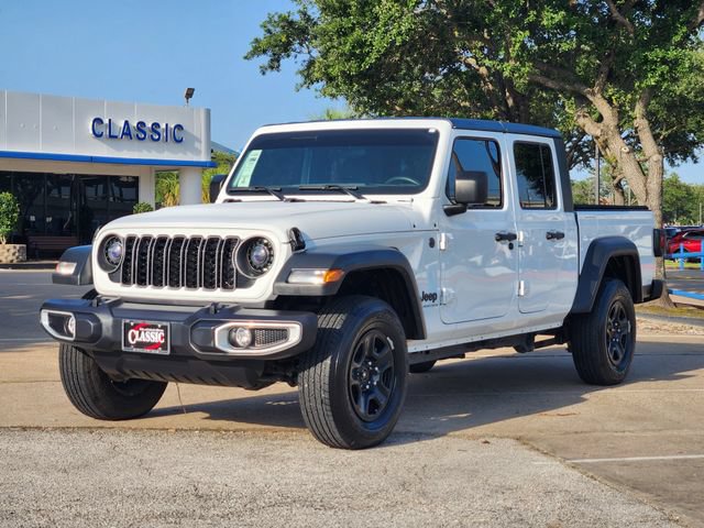 Used 2025 Jeep Gladiator Sport AWD/4WD image 3