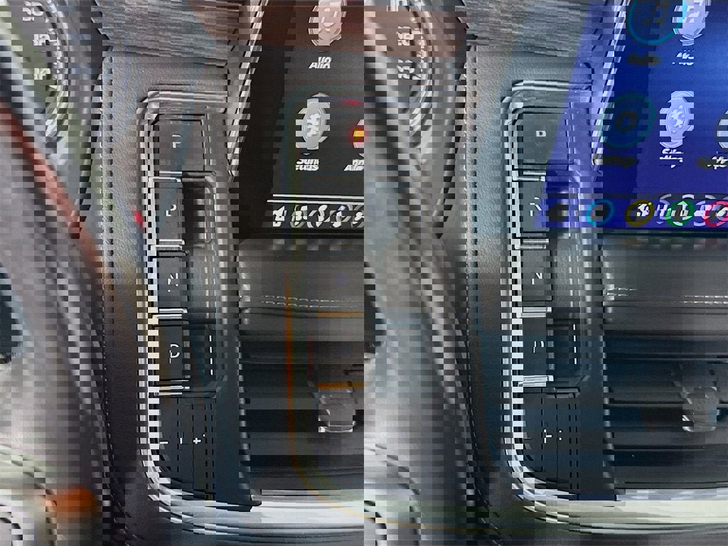 Certified 2021 Chevrolet Tahoe Z71 w/ Z71 Signature Package image 11