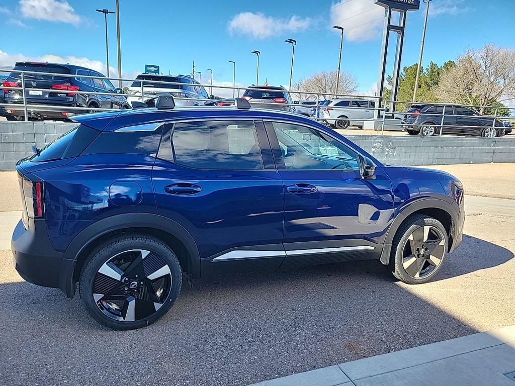 New 2026 Nissan Kicks SR w/ Cold Weather Package image 8