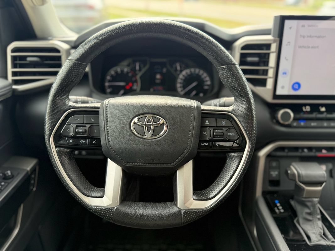 Used 2023 Toyota Tundra Limited AWD/4WD image 23