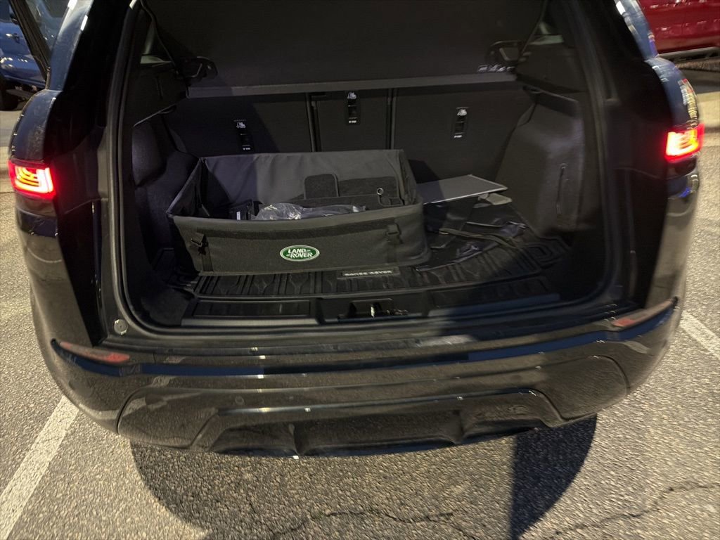 Used 2022 Land Rover Range Rover Evoque SE image 12