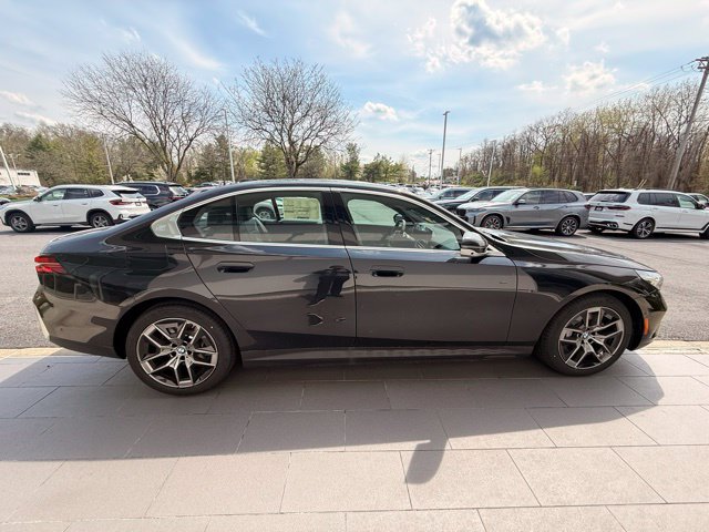 New 2026 BMW i5 eDrive40 AWD/4WD image 6
