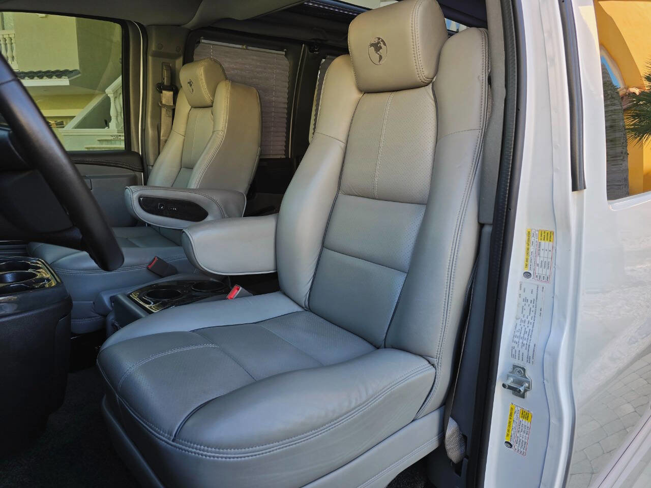 Used 2016 GMC Savana 2500 image 83