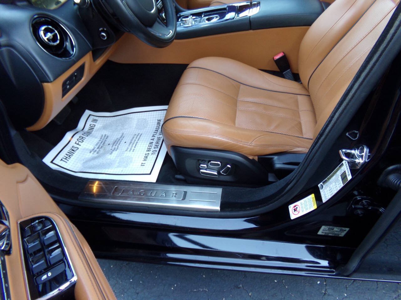 Used 2013 Jaguar XJ AWD image 18