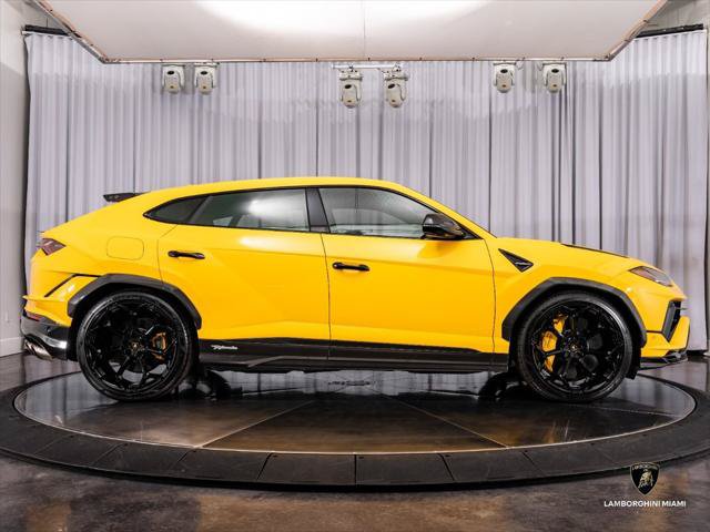 Used 2024 Lamborghini Urus Performante AWD/4WD image 20