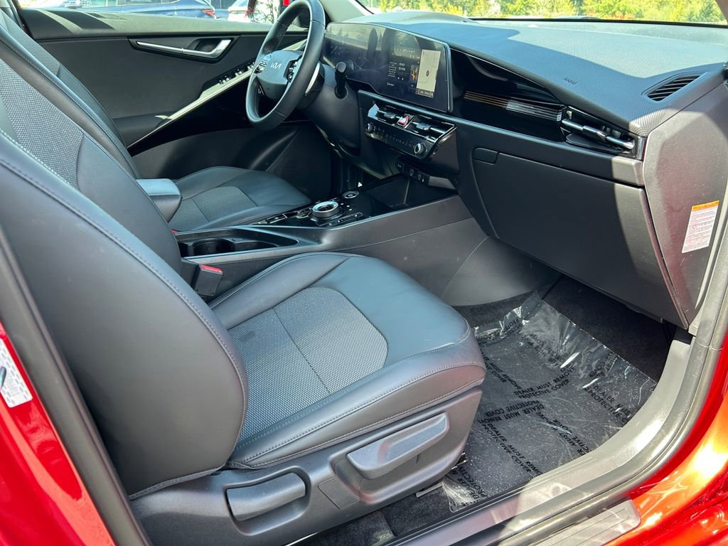 Used 2023 Kia Niro Wind FWD image 26