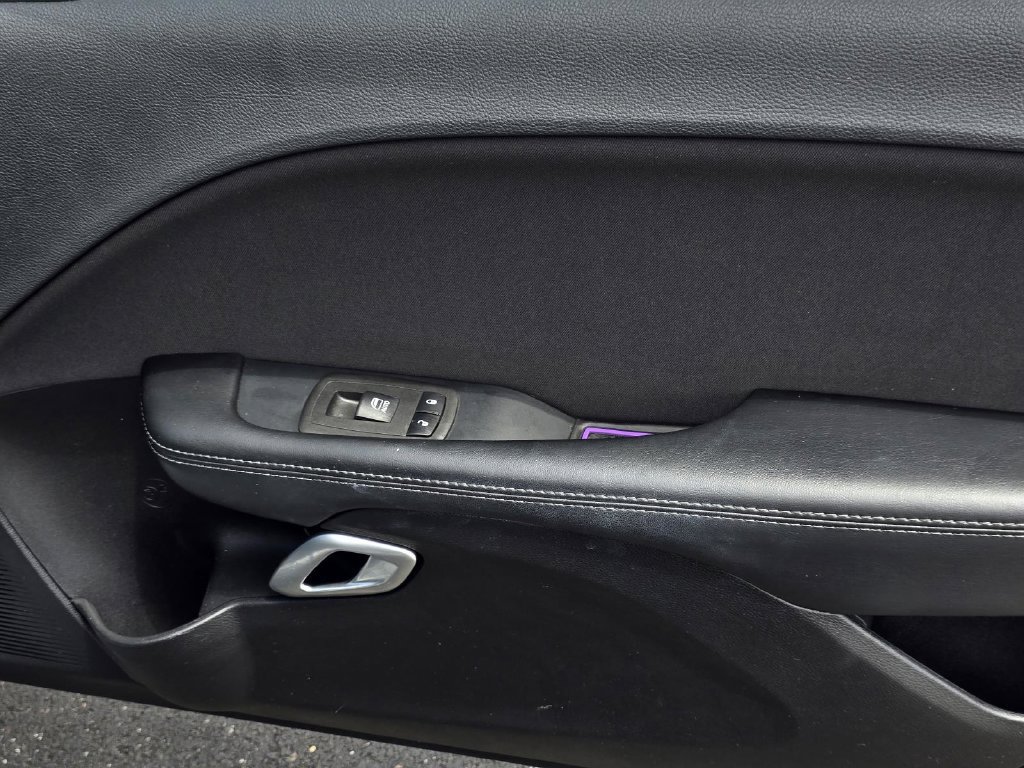 Used 2021 Dodge Challenger R/T Scat Pack RWD image 31