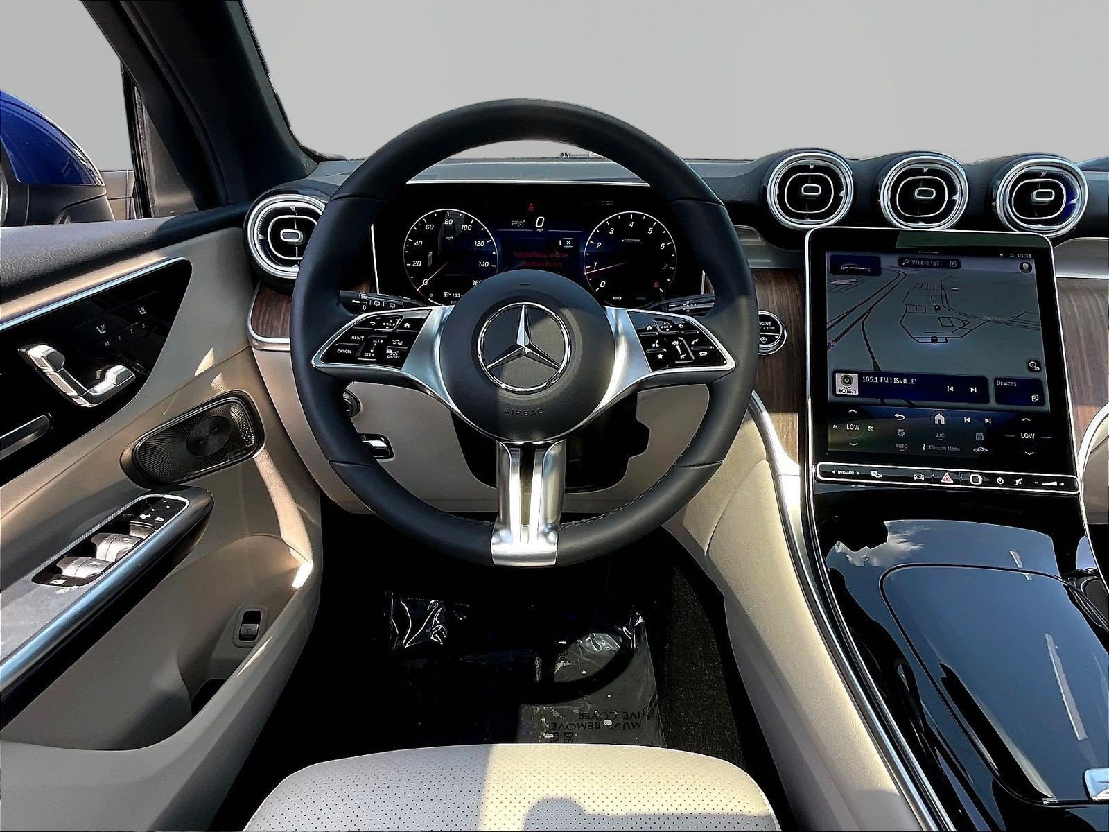 Used 2026 Mercedes-Benz GLC 300 4MATIC image 8