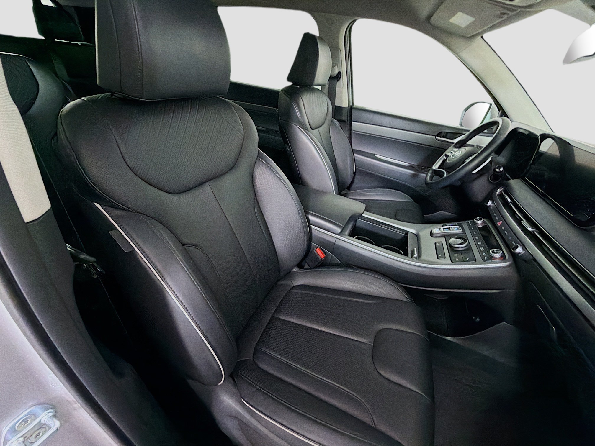 Used 2024 Hyundai Palisade SEL FWD image 33