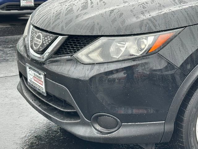 Used 2018 Nissan Rogue Sport SV AWD/4WD image 8