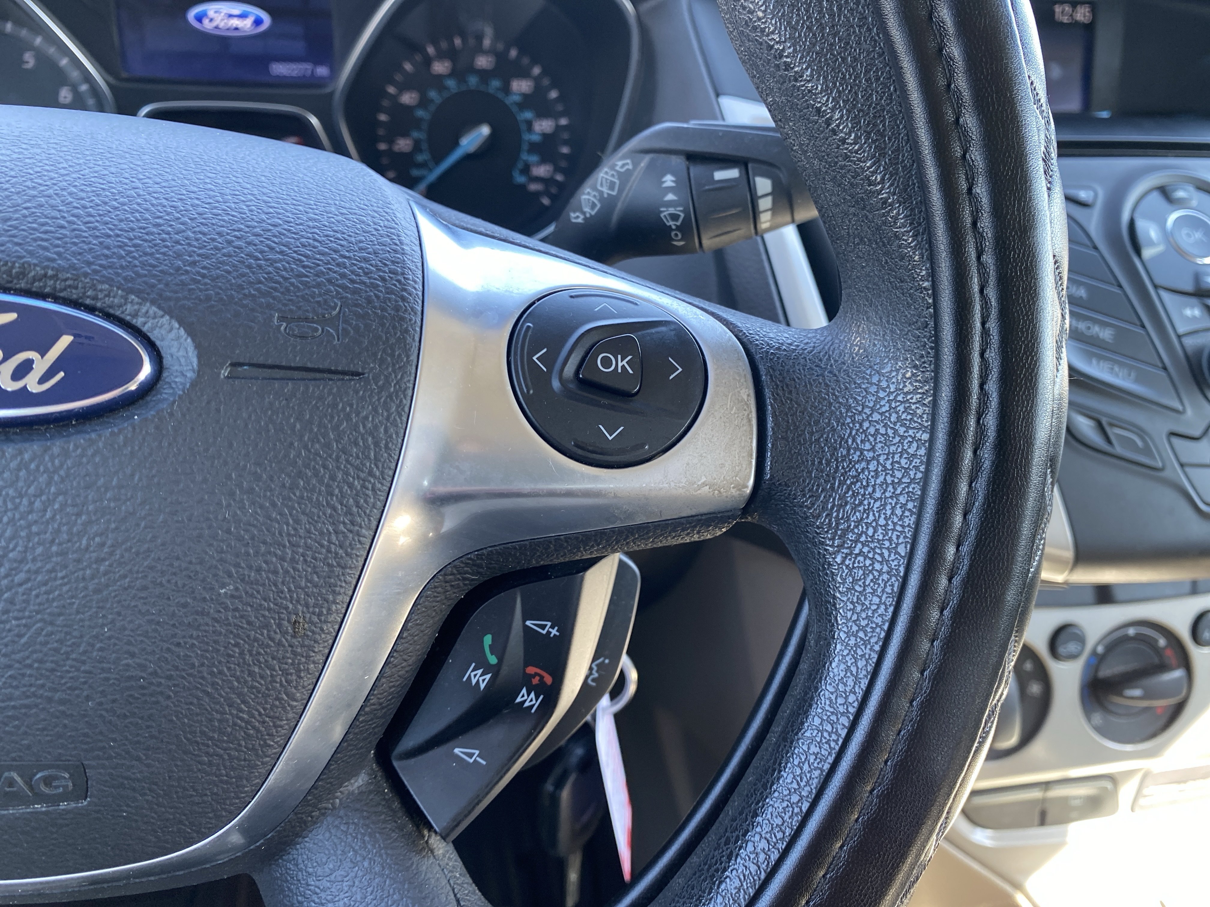 Used 2013 Ford Focus SE w/ SE Winter Pkg FWD image 17