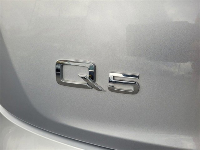 Used 2023 Audi Q5 2.0T Premium w/ Convenience Package image 10