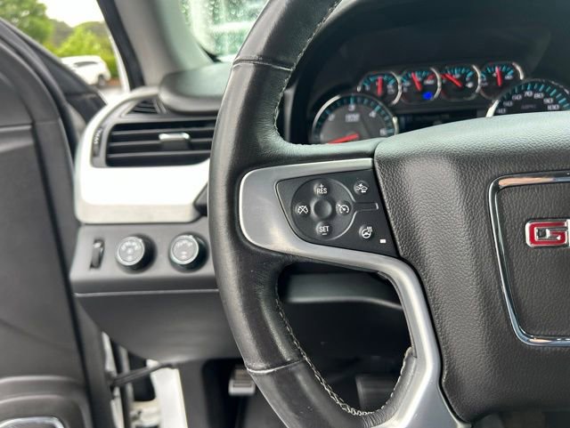 Used 2017 GMC Yukon XL SLT w/ Open Road Package AWD/4WD image 23