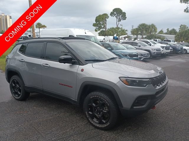 Certified 2023 Jeep Compass Trailhawk w/ Trailhawk Elite Group AWD/4WD image 6