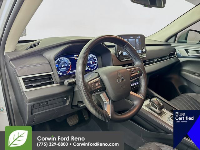Used 2023 Mitsubishi Outlander SEL image 11