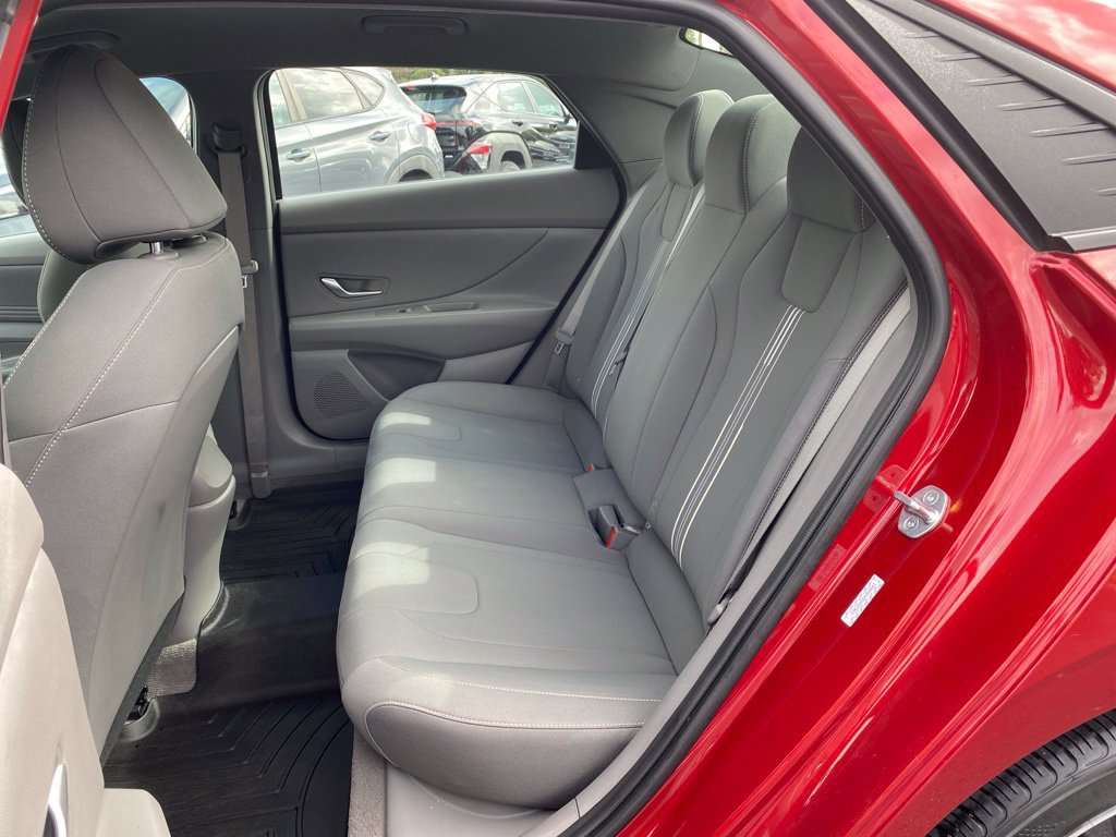 Certified 2023 Hyundai Elantra SEL w/ Convenience Package FWD image 14