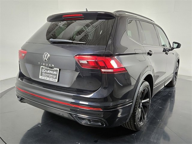 Used 2023 Volkswagen Tiguan SE R-Line image 6