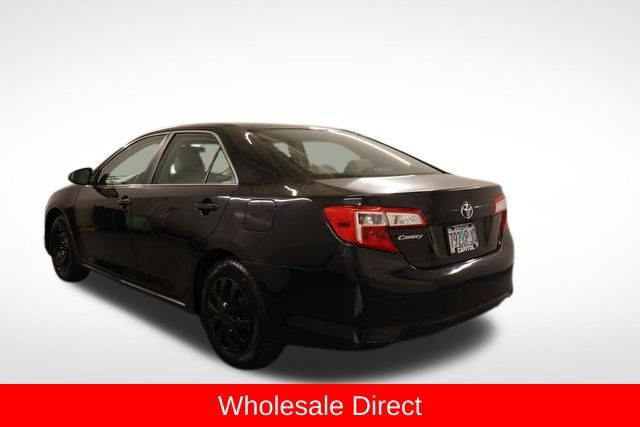 Used 2012 Toyota Camry LE FWD image 4