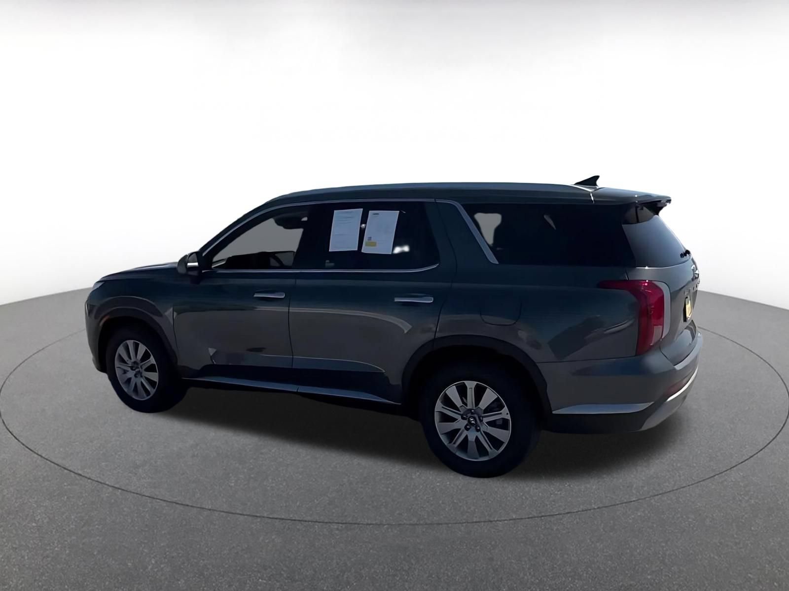 Used 2025 Hyundai Palisade SEL FWD image 10