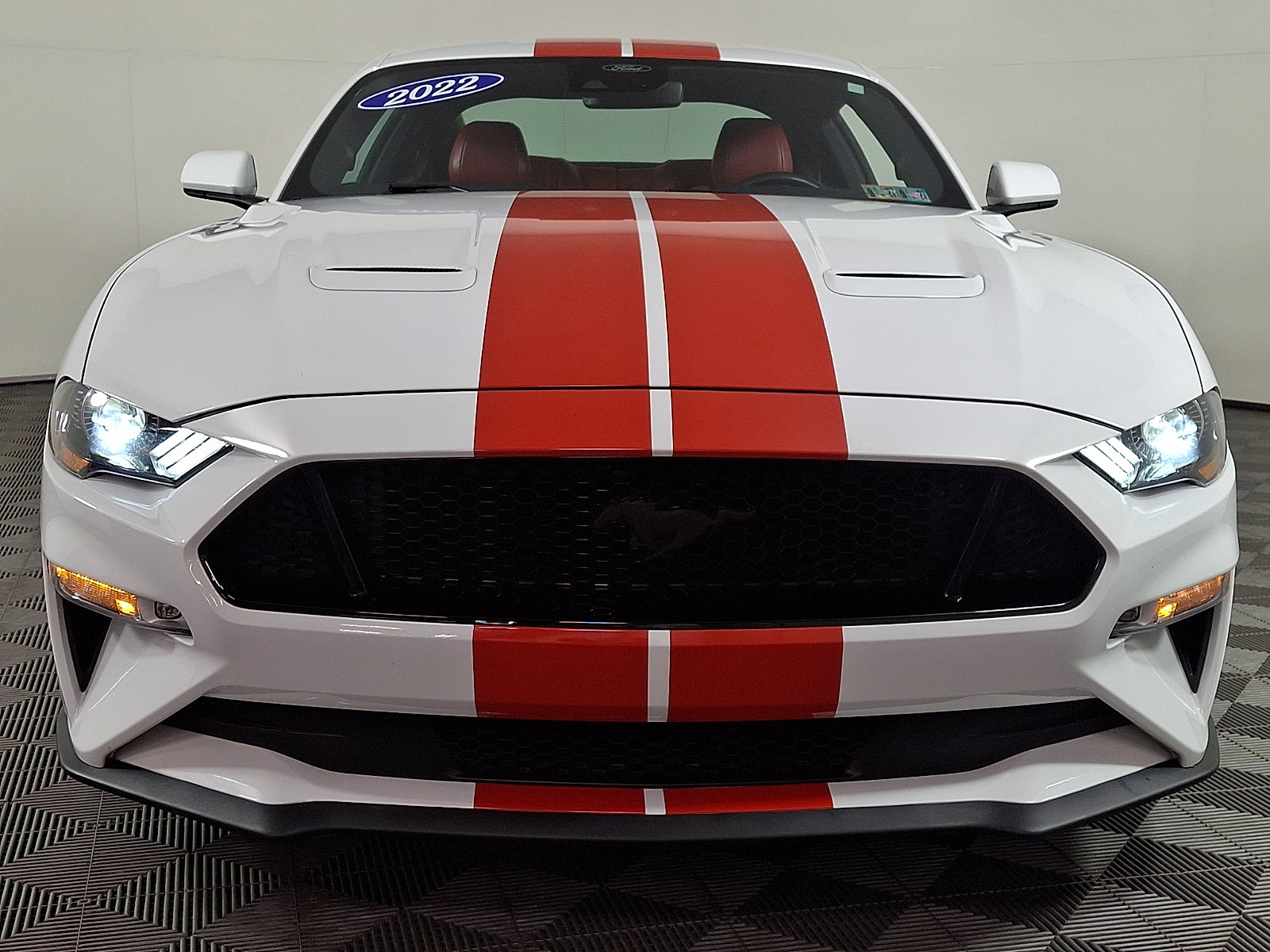 Used 2022 Ford Mustang GT RWD image 5