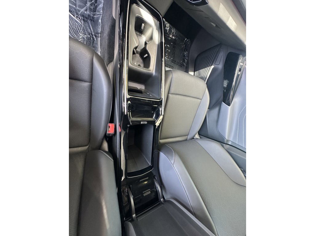 Used 2023 Volkswagen ID.4 S image 19