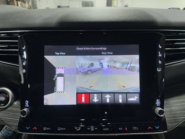 Used 2023 Jeep Wagoneer Series III w/ Premium Group I AWD/4WD image 29