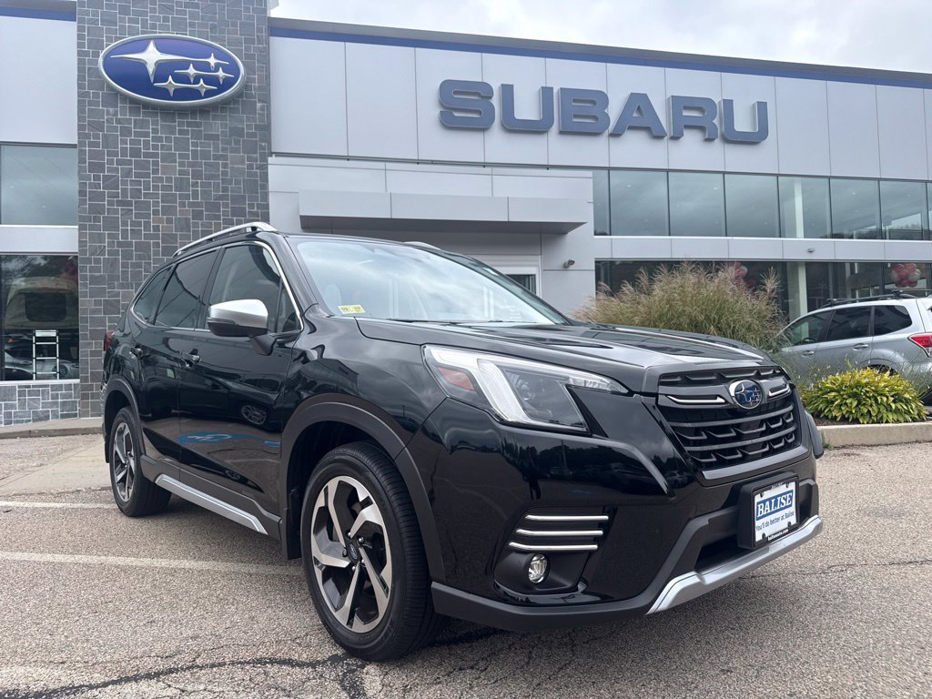 Used 2024 Subaru Forester Touring AWD/4WD image 1