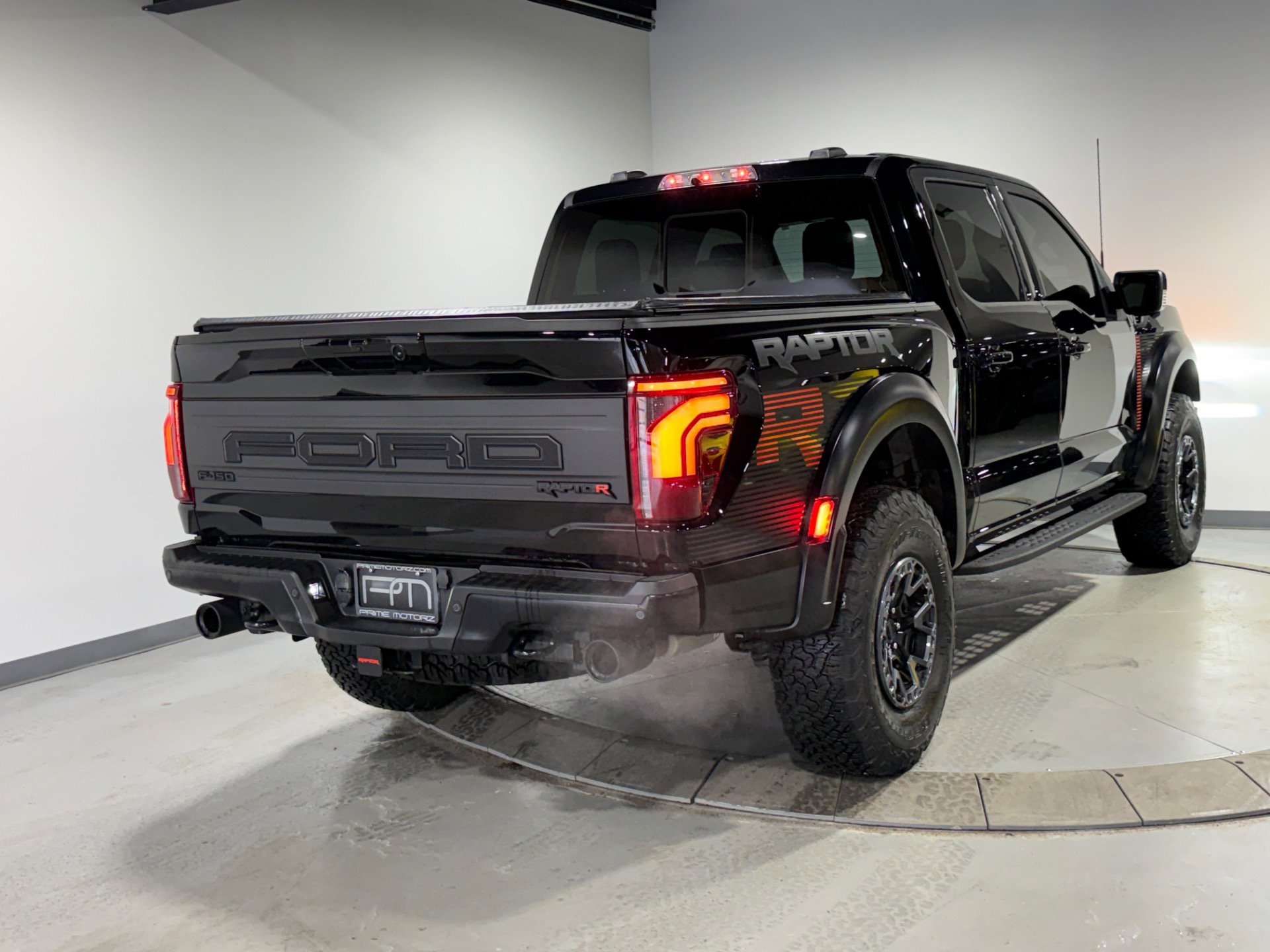 Used 2025 Ford F150 Raptor w/ Equipment Group 803A Raptor R image 12