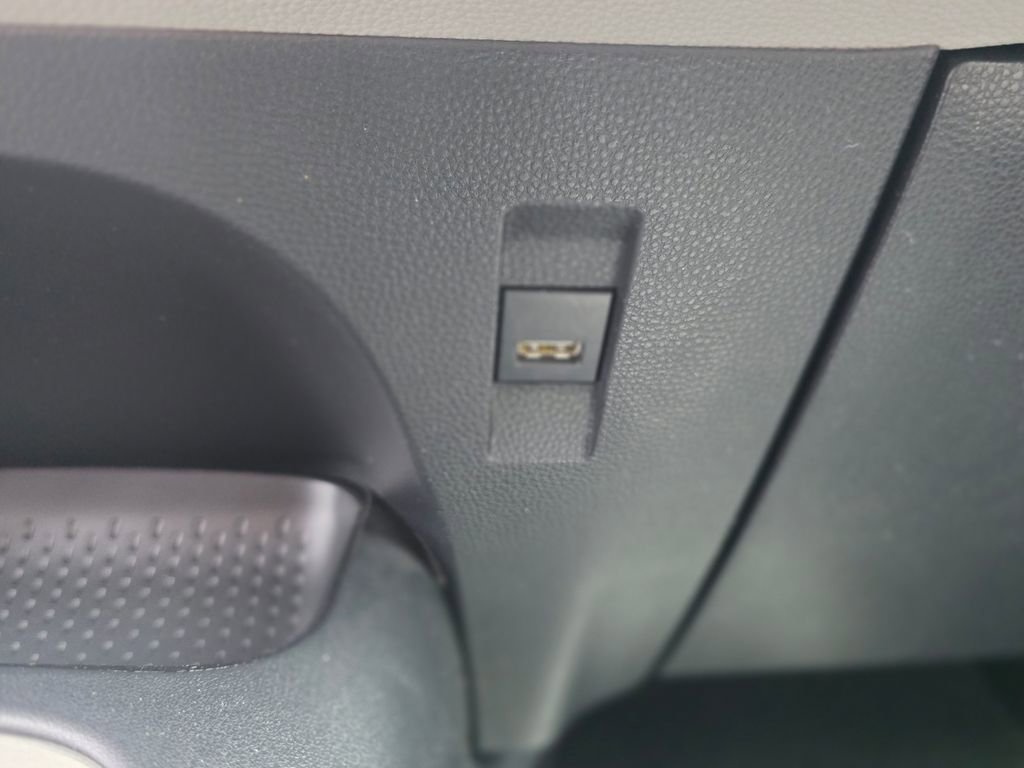 Used 2022 Toyota Corolla LE w/ Carpet Mat Package (TMS) image 30