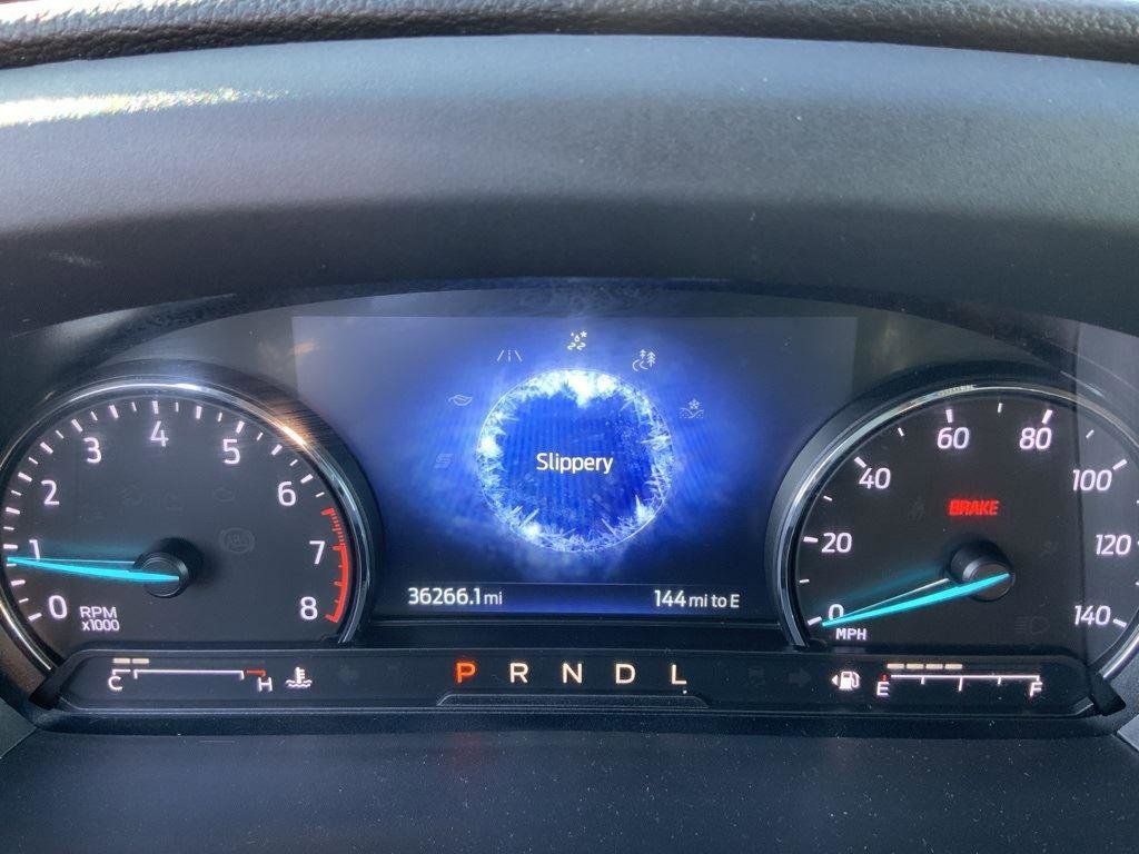 Used 2022 Ford Explorer XLT image 52