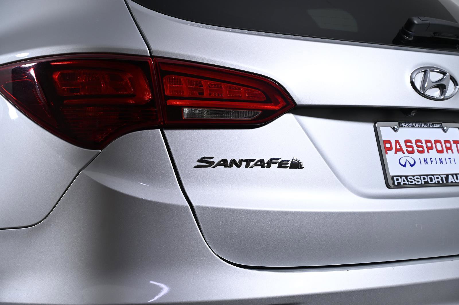 Used 2017 Hyundai Santa Fe Sport w/ 2.4L Tech Package 04 image 6