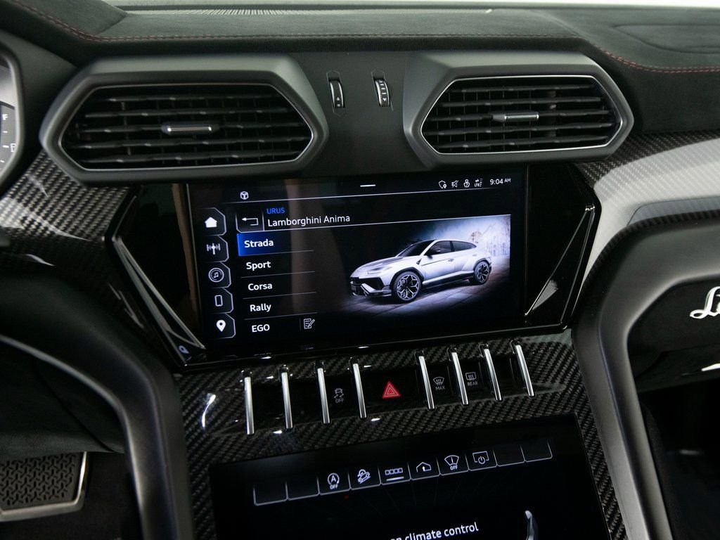 Used 2023 Lamborghini Urus Performante image 20