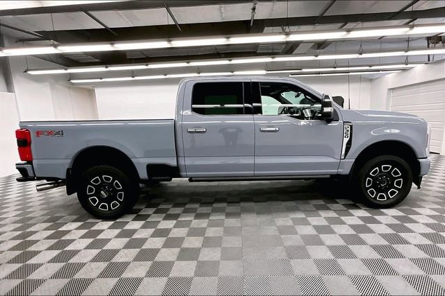 Used 2024 Ford F350 Platinum w/ FX4 Off-Road Package image 14