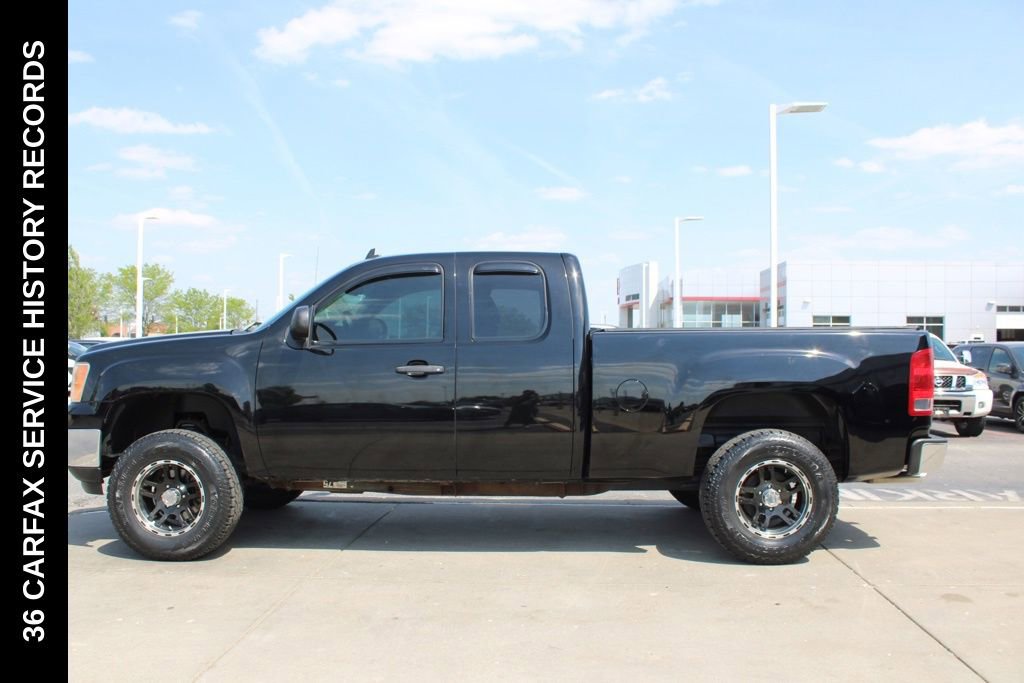 Used 2008 GMC Sierra 1500 SLE w/ Pro Grade Edition AWD/4WD image 4