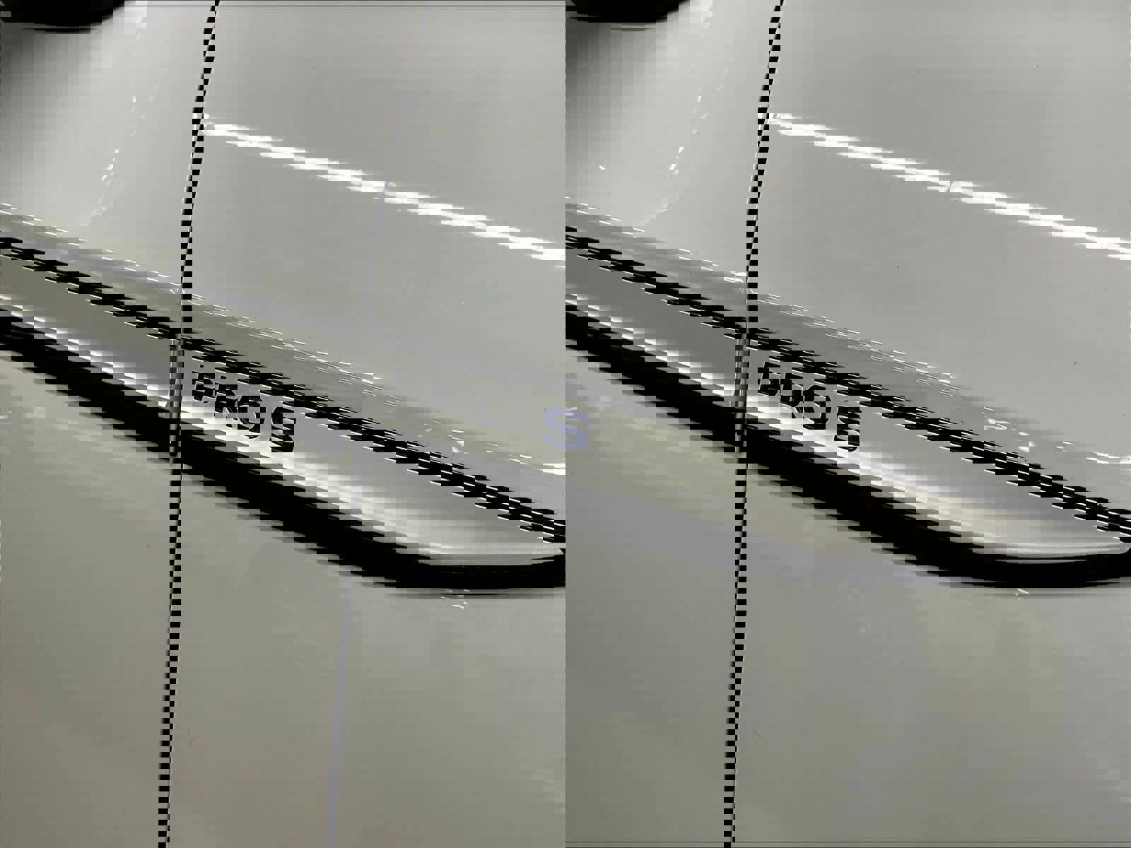 Used 2022 Volkswagen ID.4 Pro S w/ Gradient Package image 23