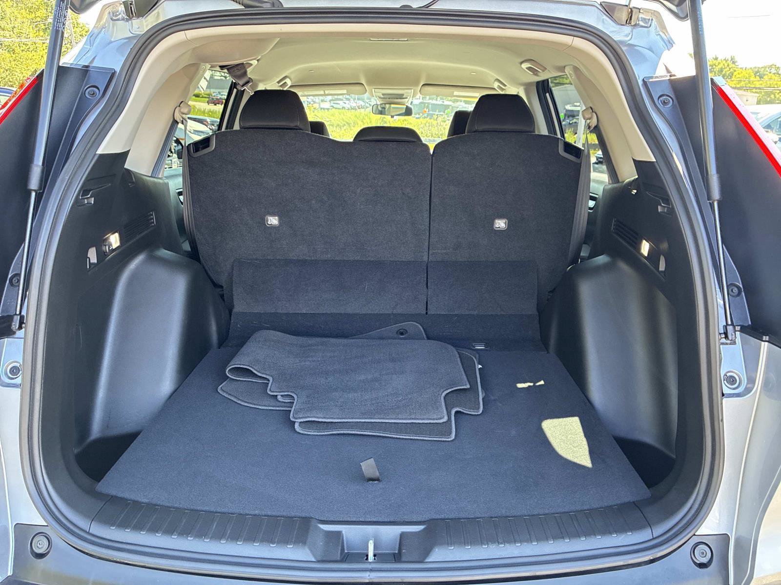 Used 2025 Honda CR-V LX image 14