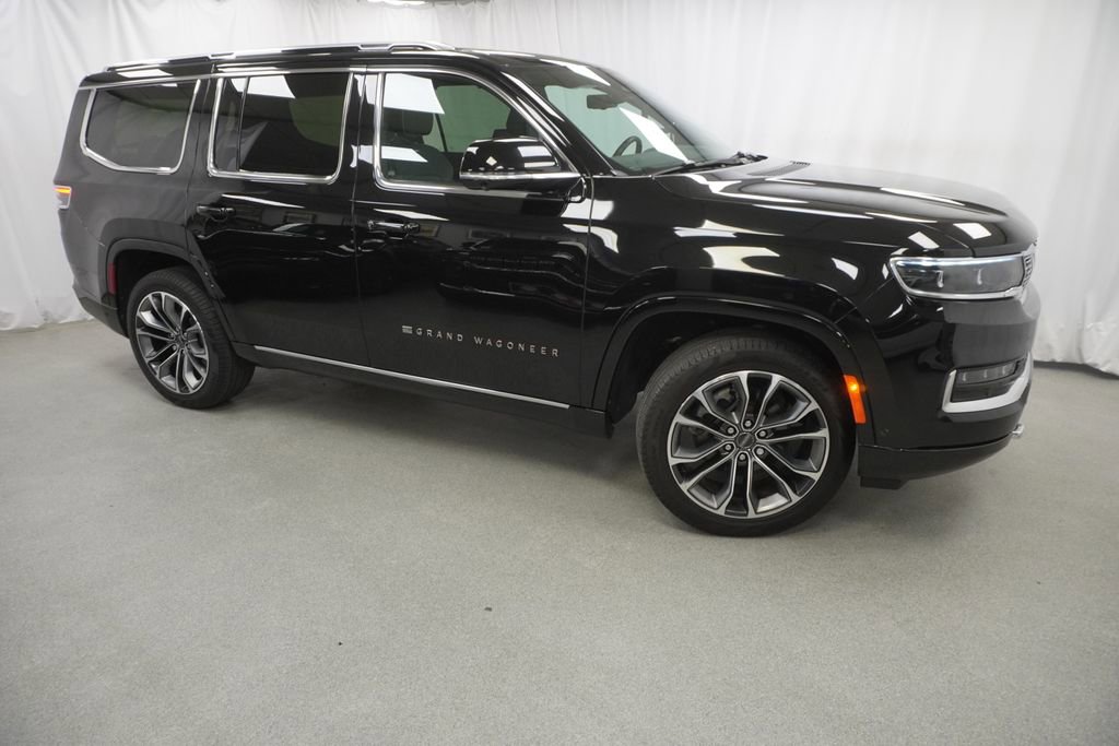 Used 2024 Jeep Grand Wagoneer Series III w/ Rear-Seat Entertainment Group AWD/4WD image 11