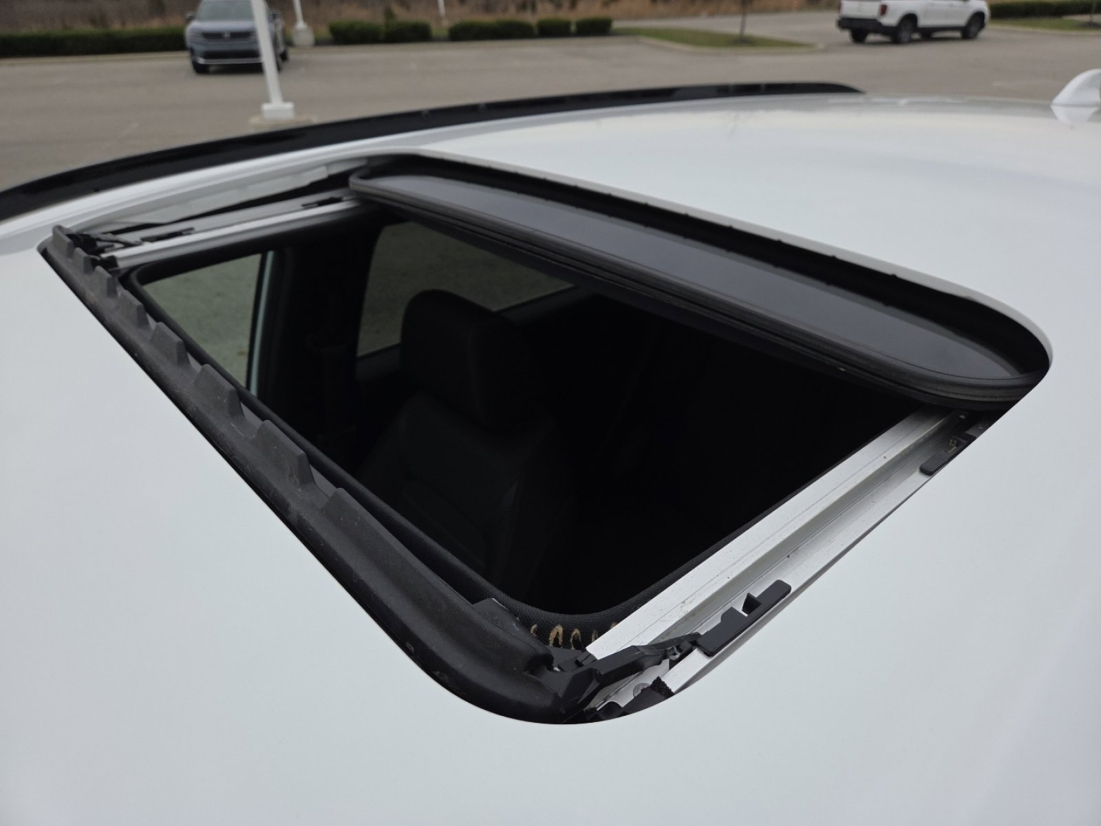 Used 2024 Honda CR-V Sport image 4