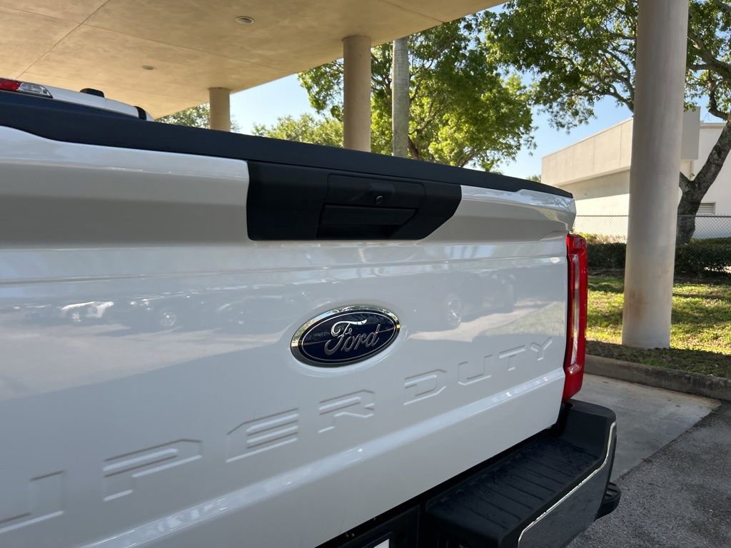 Used 2025 Ford F250 XLT w/ FX4 Off-Road Package AWD/4WD image 22