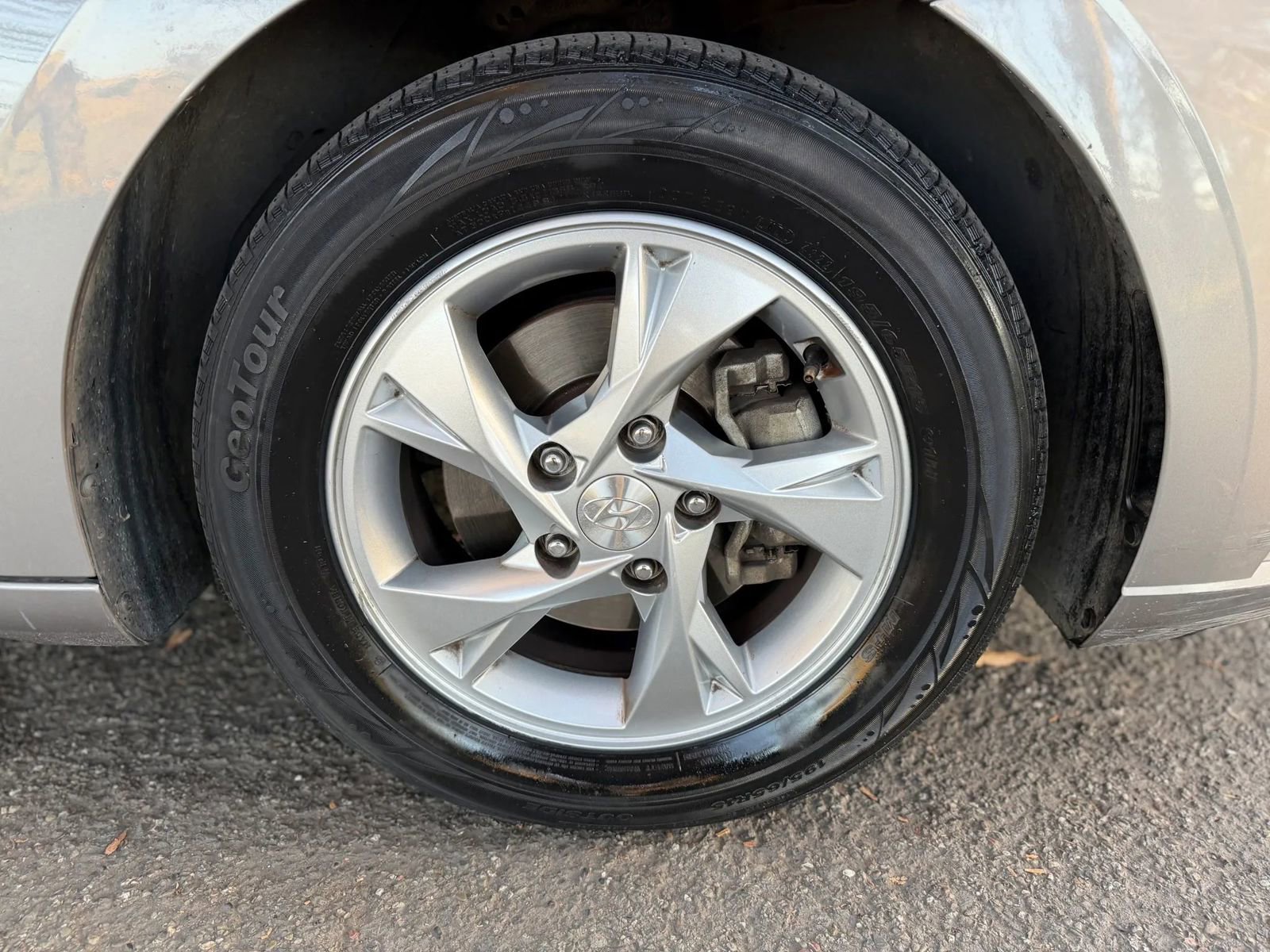 Used 2021 Hyundai Elantra SE FWD image 35