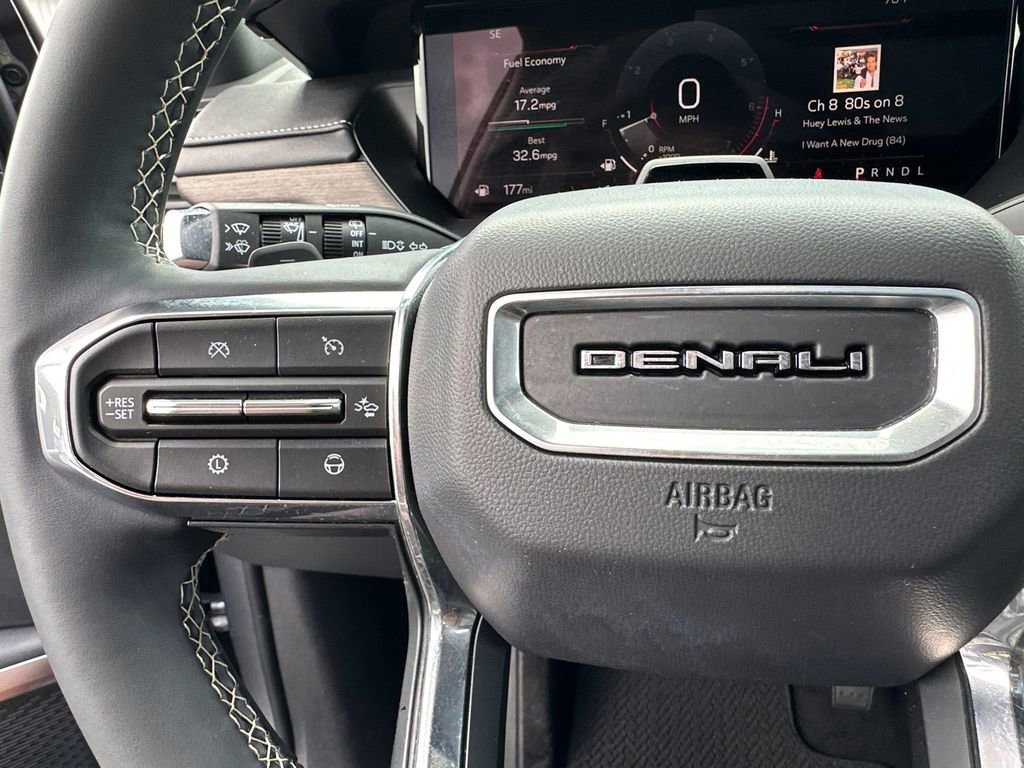 Used 2024 GMC Acadia Denali w/ Super Cruise Package FWD image 26