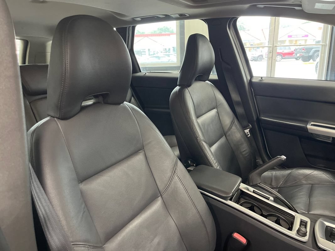 Used 2011 Volvo V50 T5 w/ Preferred Pkg FWD image 55