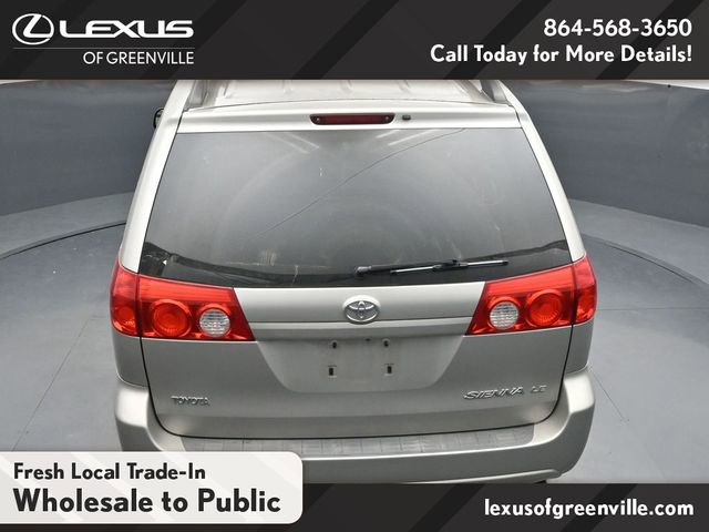 Used 2010 Toyota Sienna LE image 21
