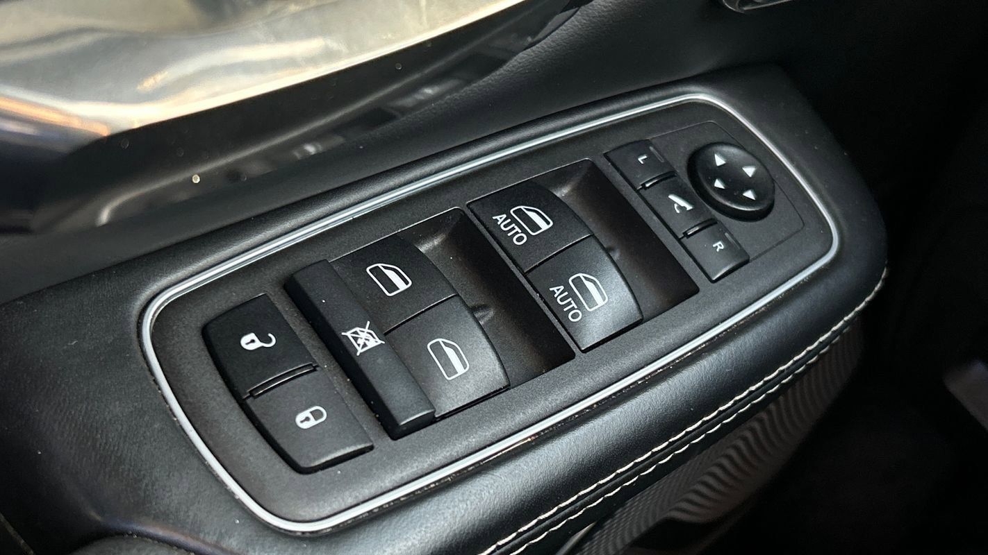 Used 2021 RAM 1500 Limited w/ Night Edition image 34