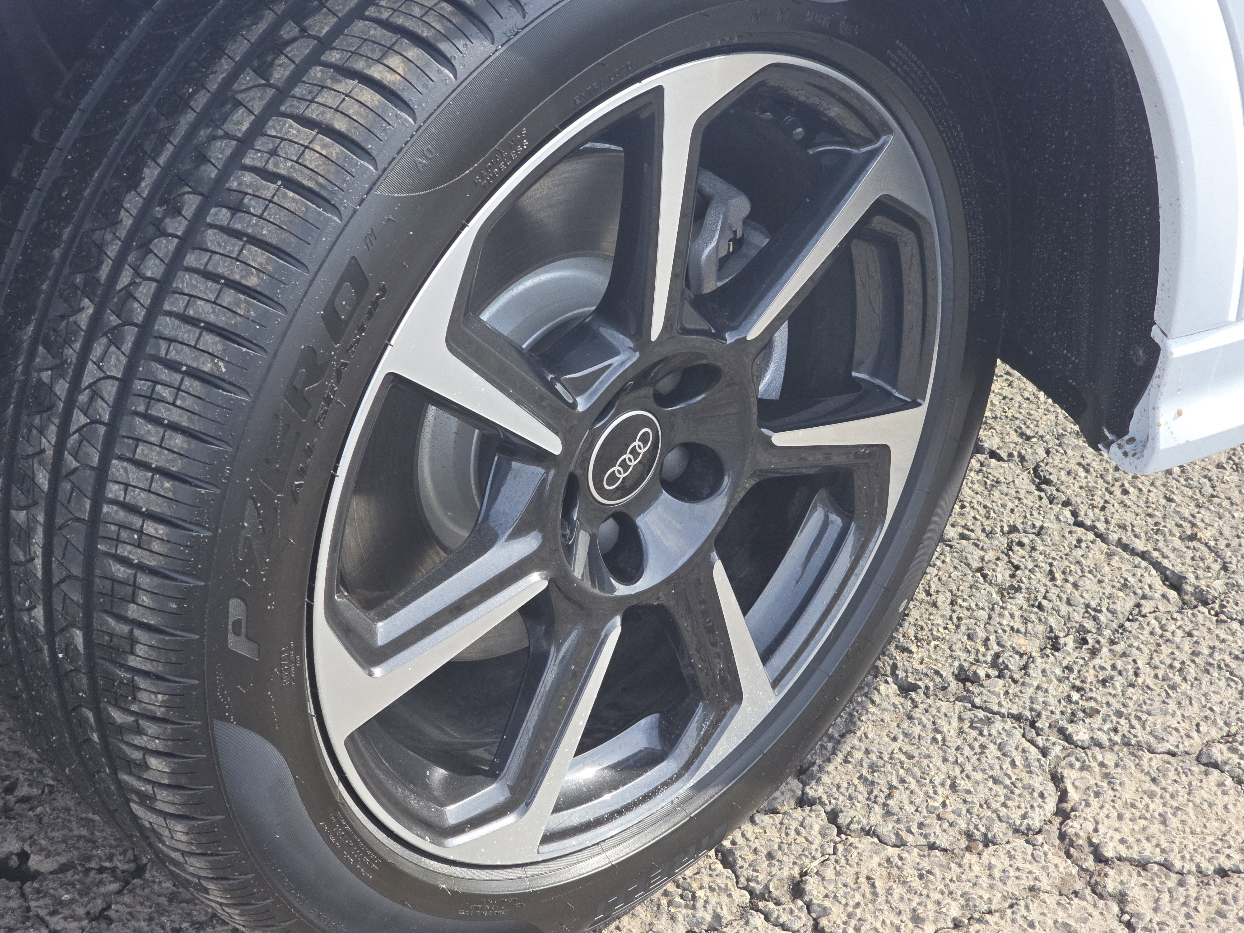 New 2025 Audi Q3 2.0T Premium Plus image 14