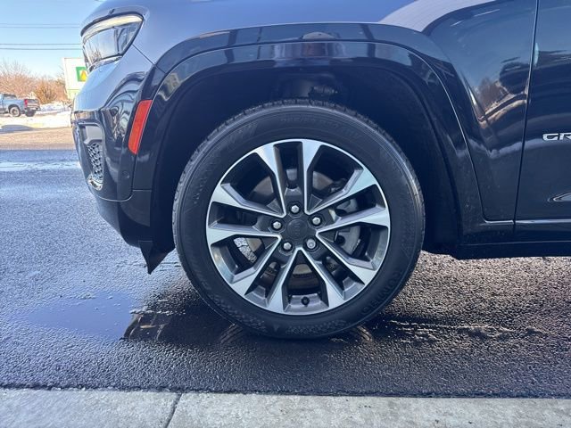 Used 2023 Jeep Grand Cherokee L Overland image 8