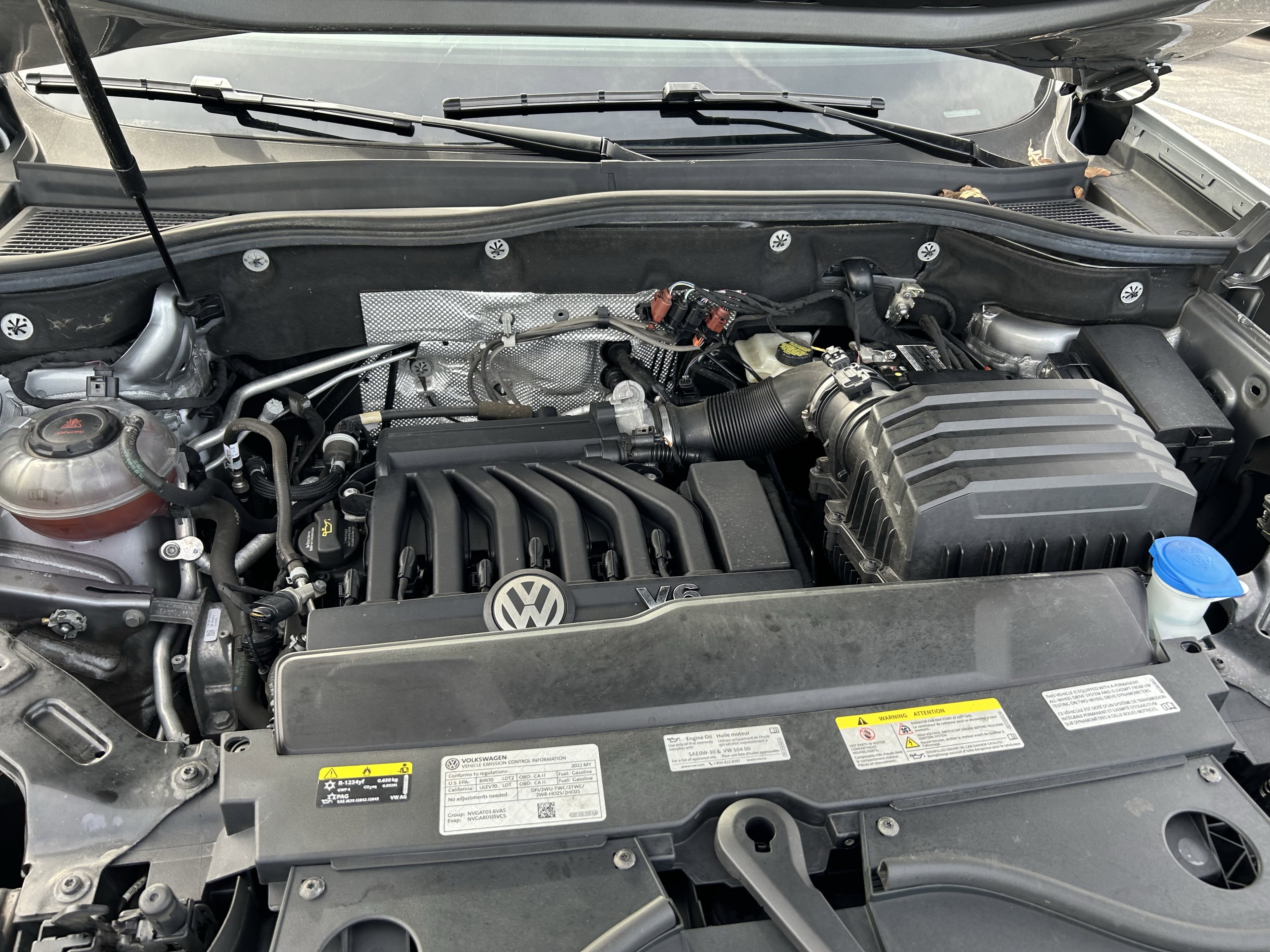 Certified 2022 Volkswagen Atlas SEL Premium image 30