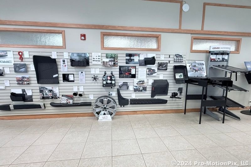 Used 2010 Chevrolet Silverado 1500 LT w/ Max Trailering Pack image 13